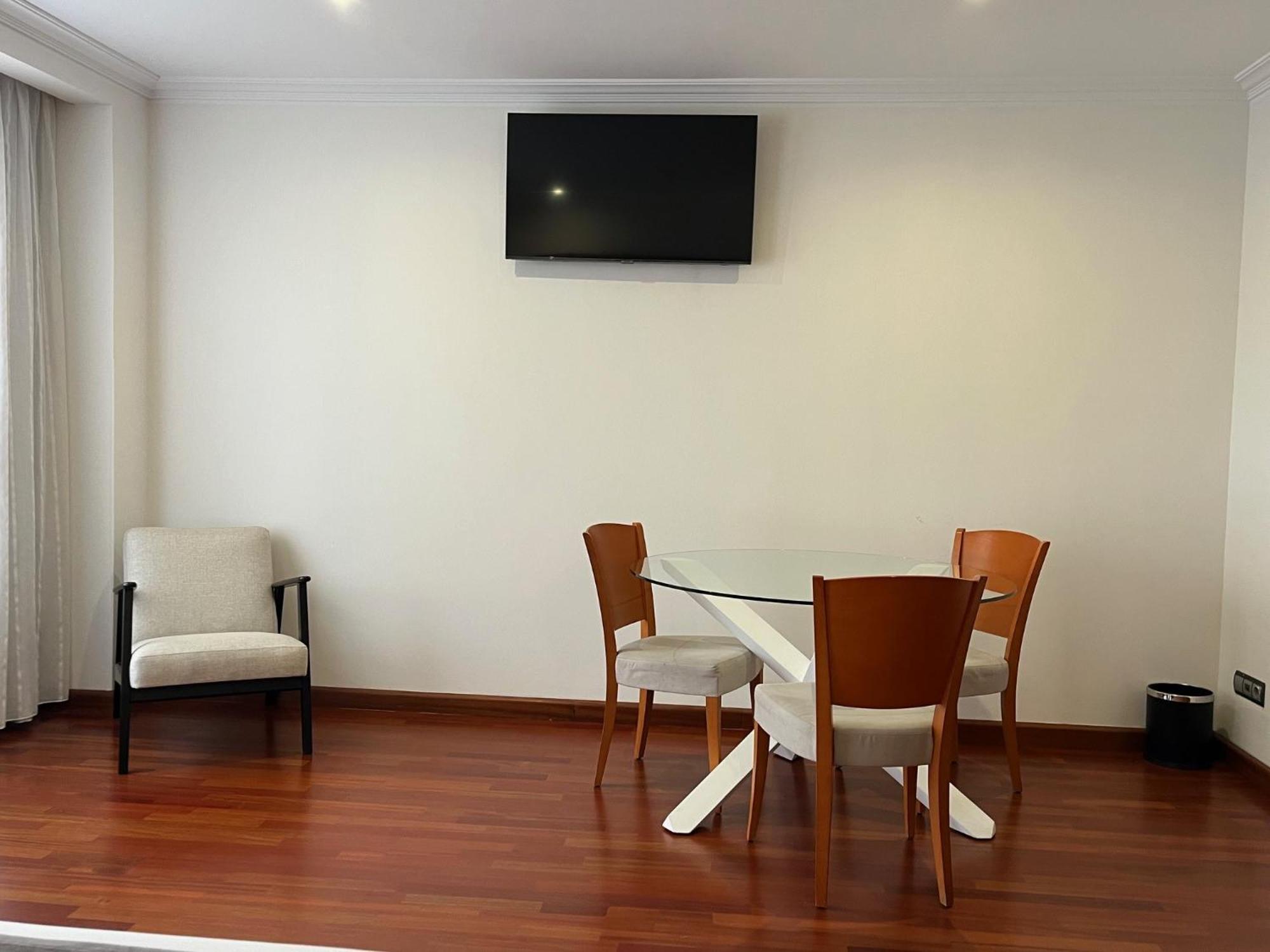 Hotel Gran Regente Oviedo Zewnętrze zdjęcie