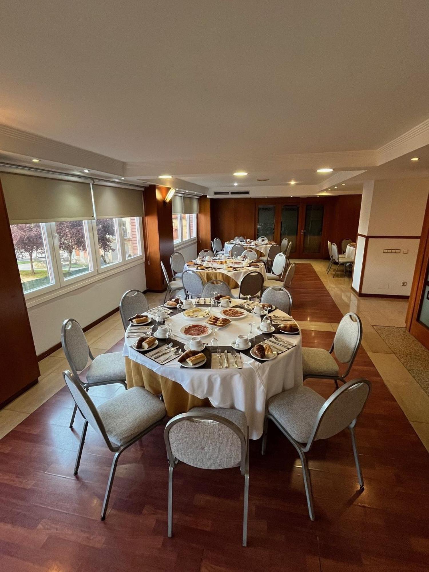 Hotel Gran Regente Oviedo Zewnętrze zdjęcie