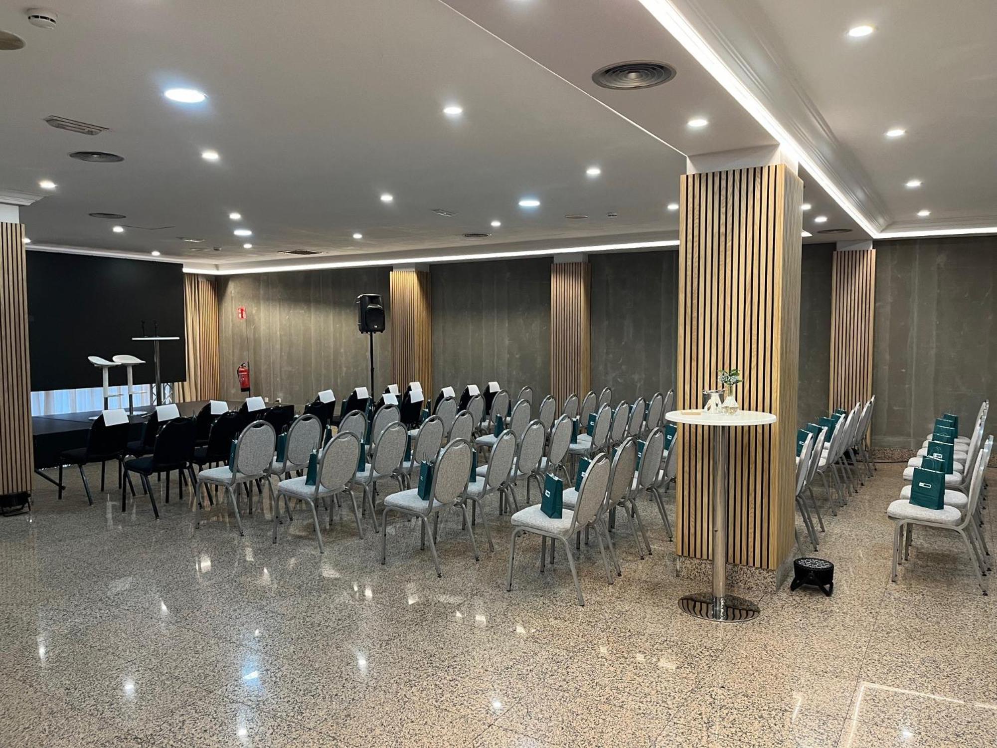 Hotel Gran Regente Oviedo Zewnętrze zdjęcie